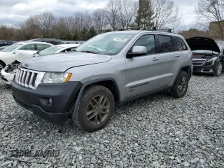 2017 Jeep Grand Cherokee Altitude с VIN 1C4RJFAG6HC674277, выставлен на аукционе Copart как лот 49452965 с пробегом Не указан миль и Списание • Salvage title. История ставок и продаж доступна на DreamBid. Изображение 1.
