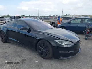 2023 Tesla Model S z VIN 5YJSA1E53PF510757, wystawiony jako IAAI lot #42075624 z przebiegiem Nie podano mil oraz . Historia ofert i sprzedaży dostępna na DreamBid. Obrazek 1.