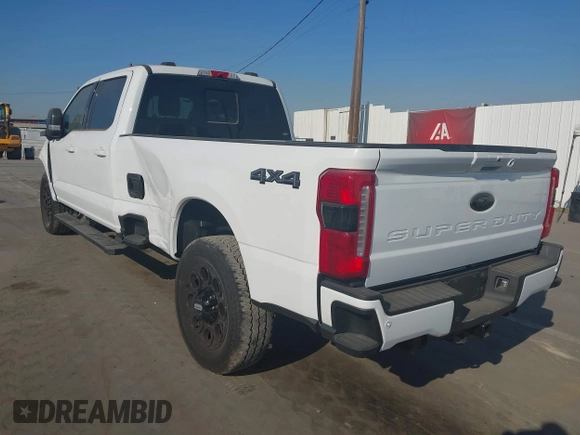 2024 Ford Super Duty F-250 SRW XL with VIN 1FT8W2BN2RED04016, listed as a IAAI auction lot 41274955 with 6,181 mi miles. Bid and sale history available at carsss.com. Image 3.