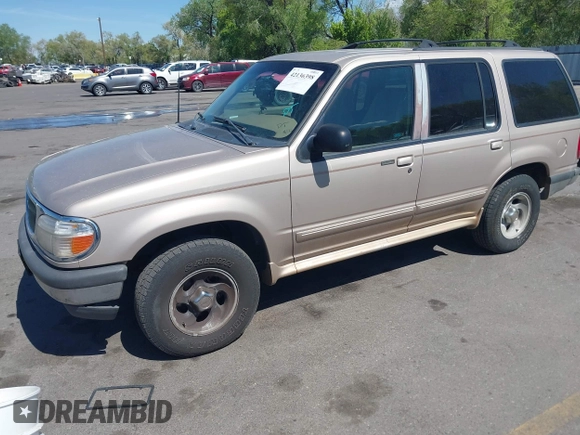 1998 Ford Explorer XL z VIN 1FMZU34E0WZA85991, wystawiony jako IAAI lot #42136398 z przebiegiem 221 454 mil mil oraz . Historia ofert i sprzedaży dostępna na DreamBid. Obrazek 2.