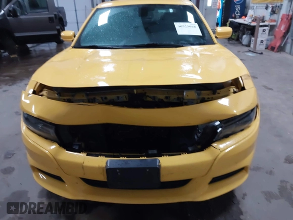2017 Dodge Charger SXT with VIN 2C3CDXJG6HH526358, listed as a IAAI auction lot 40925068 with 140,479 mi miles and . Bid and sale history available at carsss.com. Image 6.