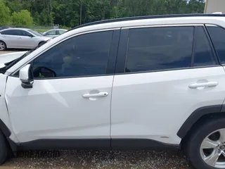 2020 Toyota RAV4 Hybrid XLE with VIN 2T3RWRFV5LW094731, listed as a IAAI auction lot 42349123 with 60,927 mi miles and . Bid and sale history available at DreamBid. Image 14.