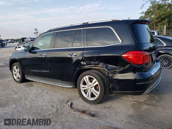 2015 Mercedes-Benz GL-Class GL 350 BlueTEC with VIN 4JGDF2EE5FA555654, listed as a Copart auction lot 42988093 with 140,110 mi miles. Bid and sale history available at carsss.com. Image 2.