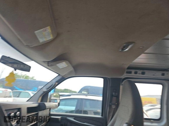 2010 Chevrolet Express Cargo with VIN 1GCZGFBA2A1125850, listed as a IAAI auction lot 42624644 with 153,437 mi miles and . Bid and sale history available at DreamBid. Image 15.