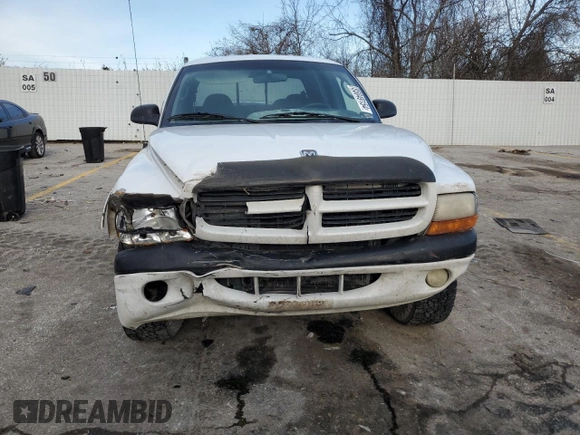 2000 Dodge Dakota Sport with VIN 1B7GG2AN2YS794418, listed as a Copart auction lot 85049154 with 165,444 mi miles and Salvage Title. Bid and sale history available at carsss.com. Image 5.