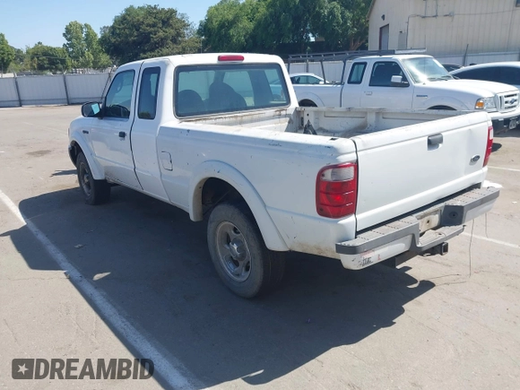 2004 Ford Ranger XL with VIN 1FTYR14UX4PB32451, listed as a IAAI auction lot 42180727 with 286,039 mi miles. Bid and sale history available at carsss.com. Image 3.