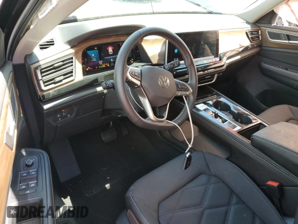 2025 Volkswagen Atlas SE with VIN 1V2WR2CA7SC500575, listed as a Copart auction lot 56872915 with 10,739 mi miles and Salvage title. Bid and sale history available at DreamBid. Image 8.