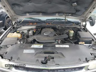 2001 Chevrolet Suburban LS with VIN 3GNEC16T21G209183, listed as a IAAI auction lot 41503236 with 216,462 mi miles. Bid and sale history available at carsss.com. Image 10.