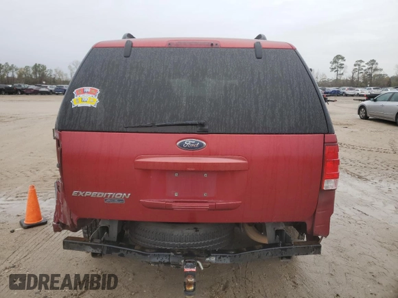 2006 Ford Expedition Eddie Bauer with VIN 1FMPU17546LA80240, listed as a Copart auction lot 88340385 with 295,001 mi miles and Salvage Title. Bid and sale history available at carsss.com. Image 6.