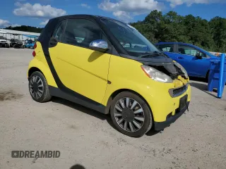 2010 Smart fortwo Pure z VIN WMEEJ3BAXAK371054, wystawiony jako Copart lot #71819294 z przebiegiem 103 177 mil mil oraz Szkoda całkowita • Salvage title. Historia ofert i sprzedaży dostępna na DreamBid. Obrazek 4.