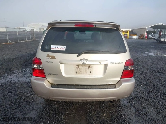 2007 Toyota Highlander w/3rd Row with VIN JTEEP21A070232012, listed as a IAAI auction lot 41632003 with 225,938 mi miles. Bid and sale history available at carsss.com. Image 16.
