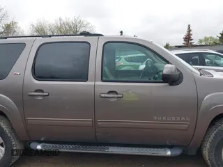2013 Chevrolet Suburban LT with VIN 1GNSKJE70DR119447, listed as a IAAI auction lot 42169717 with 112,089 mi miles and . Bid and sale history available at DreamBid. Image 13.