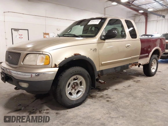 1999 Ford F-150 z VIN 2FTRX18W9XCA83920, wystawiony jako IAAI lot #41875700 z przebiegiem 234 325 mil mil oraz . Historia ofert i sprzedaży dostępna na DreamBid. Obrazek 20.