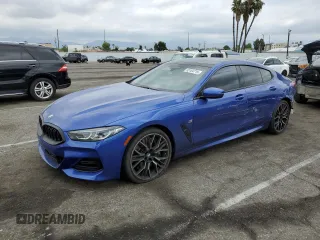 2023 BMW 8 Series 840i z VIN WBAGV2C01PCL59953, wystawiony jako Copart lot #53164715 z przebiegiem 25 794 mil mil oraz Szkoda całkowita • Salvage title. Historia ofert i sprzedaży dostępna na DreamBid. Obrazek 1.