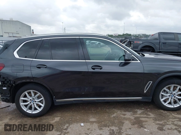 2021 BMW X5 xDrive45e with VIN 5UXTA6C02M9F88978, listed as a IAAI auction lot 42201563 with 23,339 mi miles and . Bid and sale history available at DreamBid. Image 14.