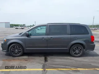 2016 Dodge Grand Caravan R/T with VIN 2C4RDGEG5GR352324, listed as a IAAI auction lot 42104176 with 179,460 mi miles and . Bid and sale history available at DreamBid. Image 14.