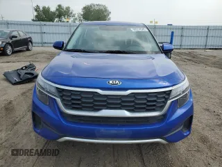 2021 Kia Seltos LX with VIN KNDEPCAA6M7176235, listed as a Copart auction lot 60314545 with 30,819 mi miles and Salvage title. Bid and sale history available at DreamBid. Image 5.