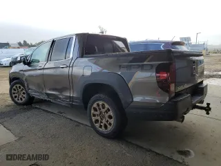 2021 Honda Ridgeline RTL-E with VIN 5FPYK3F78MB020661, listed as a Copart auction lot 85374724 with 18,708 mi miles and Salvage Title. Bid and sale history available at carsss.com. Image 2.