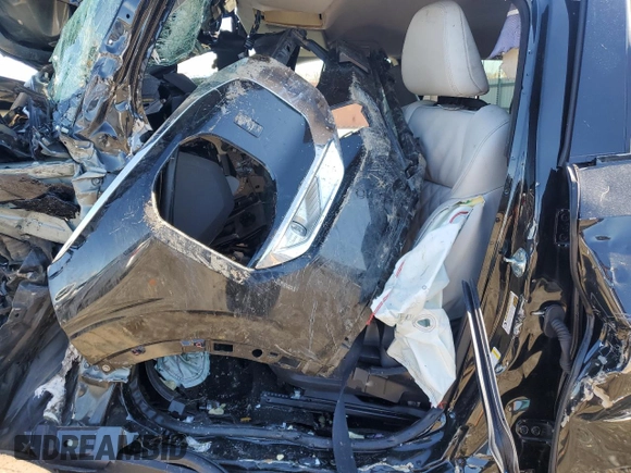 2022 Mitsubishi Outlander SEL z VIN JA4J4VA86NZ007865, wystawiony jako Copart lot #48205825 z przebiegiem Nie podano mil oraz Szkoda całkowita • Salvage title. Historia ofert i sprzedaży dostępna na DreamBid. Obrazek 7.