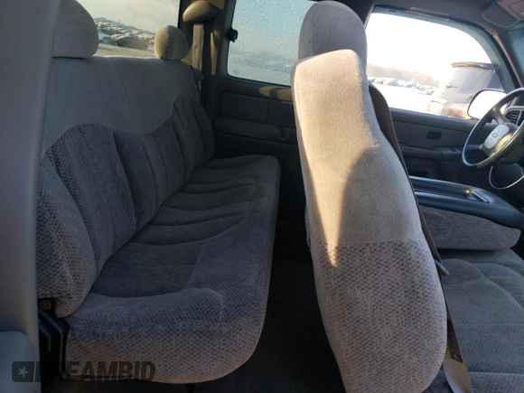 1999 Chevrolet Silverado 1500 LS with VIN 2GCEK19T0X1188598, listed as a Copart auction lot 41874175 with 168,592 mi miles and Clean Title. Bid and sale history available at carsss.com. Image 10.