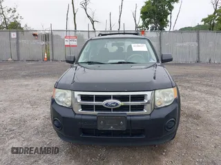 2010 Ford Escape XLS с VIN 1FMCU0C75AKD24279, выставлен на аукционе IAAI как лот 42506127 с пробегом 188 730 миль миль и . История ставок и продаж доступна на DreamBid. Изображение 12.