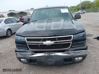 2006 Chevrolet Silverado 1500 LT1 with VIN 1GCEC19Z36Z119573, listed as a IAAI auction lot 41870707 with 154,245 mi miles. Bid and sale history available at carsss.com. Image 12.
