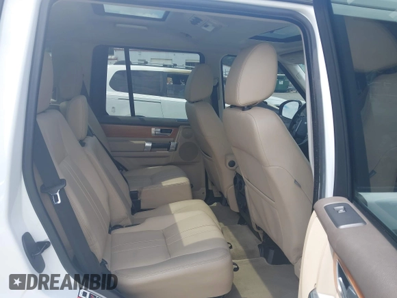 2016 Land Rover LR4 HSE с VIN SALAG2V6XGA789182, выставлен на аукционе IAAI как лот 42661268 с пробегом 143 222 миль миль и . История ставок и продаж доступна на DreamBid. Изображение 8.
