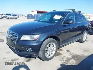 2015 Audi Q5 Premium Plus with VIN WA1LFAFP7FA119828, listed as a IAAI auction lot 41023540 with 69,087 mi miles. Bid and sale history available at carsss.com. Image 20.