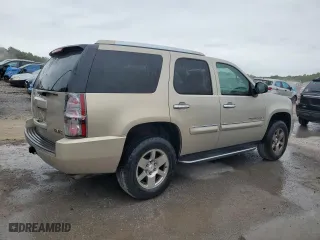 2007 GMC Yukon Denali with VIN 1GKFK63827J355690, listed as a Copart auction lot 69571854 with 136,055 mi miles and Salvage Title. Bid and sale history available at carsss.com. Image 3.