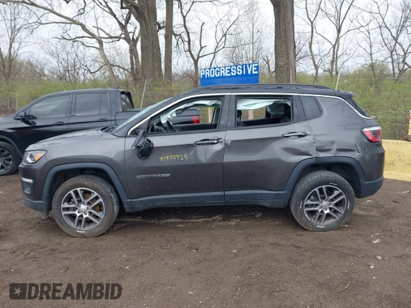 2018 Jeep Compass Altitude with VIN 3C4NJDBB3JT161844, listed as a IAAI auction lot 41935924 with 80,342 mi miles and . Bid and sale history available at DreamBid. Image 14.