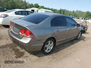 2006 Acura CSX Touring z VIN 2HHFD56536H200113, wystawiony jako Copart lot #58647895 z przebiegiem 255 471 mil mil oraz Czysty tytuł • Clean title. Historia ofert i sprzedaży dostępna na DreamBid. Obrazek 3.