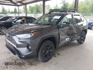2021 Toyota RAV4 Hybrid XSE z VIN 4T3E6RFV2MU007724, wystawiony jako IAAI lot #42213345 z przebiegiem 31 089 mil mil oraz . Historia ofert i sprzedaży dostępna na DreamBid. Obrazek 18.