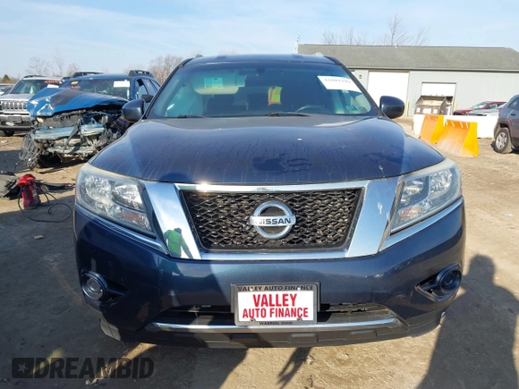 2014 Nissan Pathfinder SV with VIN 5N1AR2MM3EC674423, listed as a IAAI auction lot 41801189 with 184,156 mi miles. Bid and sale history available at carsss.com. Image 12.