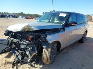 2020 Land Rover Range Rover z VIN SALGS5SE4LA590564, wystawiony jako IAAI lot #41767048 z przebiegiem 53 531 mil mil oraz . Historia ofert i sprzedaży dostępna na DreamBid. Obrazek 2.