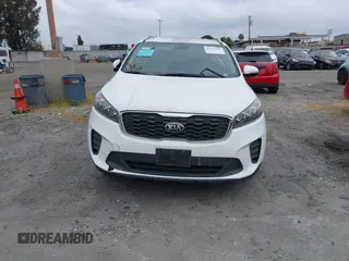 2019 Kia Sorento LX with VIN 5XYPG4A37KG524608, listed as a IAAI auction lot 41824210 with 103,228 mi miles. Bid and sale history available at carsss.com. Image 12.