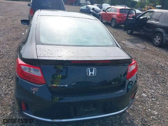 2015 Honda Accord Coupe LX-S with VIN 1HGCT1B30FA014857, listed as a IAAI auction lot 39794648 with 46,020 mi miles. Bid and sale history available at carsss.com. Image 16.