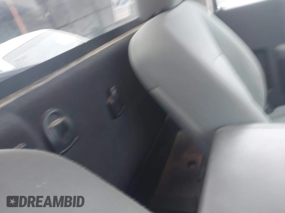 2015 Ram 1500 Tradesman with VIN 3C6JR6DT2FG596077, listed as a IAAI auction lot 41358083 with 285,445 mi miles and . Bid and sale history available at DreamBid. Image 8.