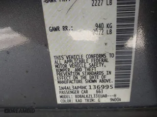 2017 Nissan Altima 2.5 SV with VIN 1N4AL3AP4HC136995, listed as a IAAI auction lot 41580400 with 92,799 mi miles. Bid and sale history available at carsss.com. Image 9.