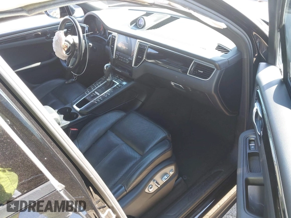 2018 Porsche Macan with VIN WP1AA2A54JLB04139, listed as a IAAI auction lot 41304595 with 53,012 mi miles and . Bid and sale history available at DreamBid. Image 5.