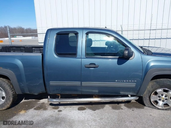 2013 Chevrolet Silverado 1500 LT with VIN 1GCRKSE75DZ253870, listed as a IAAI auction lot 41585450 with 1 mi miles. Bid and sale history available at carsss.com. Image 13.