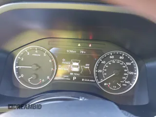 2024 Mitsubishi Outlander ES z VIN JA4J3UA8XRZ015082, wystawiony jako IAAI lot #42244407 z przebiegiem 18 885 mil mil oraz . Historia ofert i sprzedaży dostępna na DreamBid. Obrazek 7.