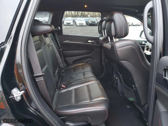 2019 Jeep Grand Cherokee Trailhawk with VIN 1C4RJFLG5KC639833, listed as a Copart auction lot 85595524 with 111,603 mi miles and Salvage Title. Bid and sale history available at carsss.com. Image 11.