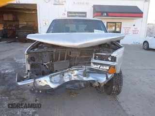 1996 Chevrolet Tahoe z VIN 1GNEK13R3TJ318572, wystawiony jako IAAI lot #41419555 z przebiegiem 199 201 mil mil oraz . Historia ofert i sprzedaży dostępna na DreamBid. Obrazek 12.