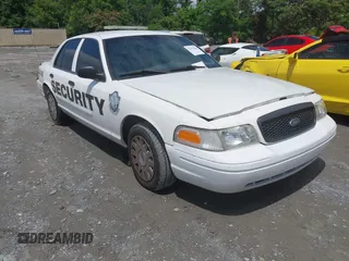 2005 Ford Police Interceptor z VIN 2FAHP71W95X137155, wystawiony jako IAAI lot #42375960 z przebiegiem 117 866 mil mil oraz . Historia ofert i sprzedaży dostępna na DreamBid. Obrazek 1.
