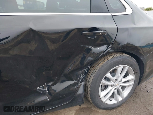 2017 Chevrolet Malibu Hybrid with VIN 1G1ZJ5SU1HF266517, listed as a IAAI auction lot 41883882 with 25,243 mi miles and . Bid and sale history available at DreamBid. Image 6.