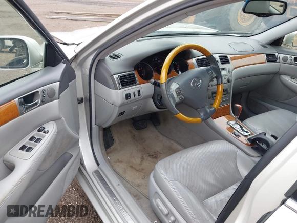 2005 Lexus ES 350 with VIN JTHBA30G155136618, listed as a IAAI auction lot 42268707 with 173,304 mi miles and . Bid and sale history available at DreamBid. Image 14.