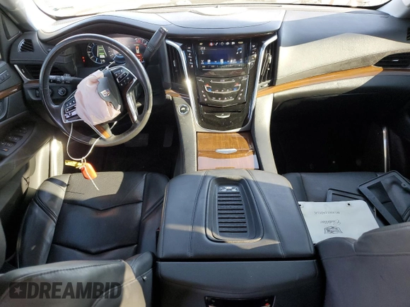 2020 Cadillac Escalade Luxury z VIN 1GYS4BKJ2LR127115, wystawiony jako Copart lot #70709034 z przebiegiem 88 210 mil mil oraz Szkoda całkowita • Salvage title. Historia ofert i sprzedaży dostępna na DreamBid. Obrazek 8.