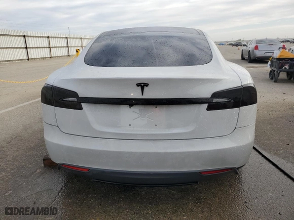 2013 Tesla Model S Performance with VIN 5YJSA1CP9DFP07027, listed as a Copart auction lot 47415325 with 204690 miles and Salvage Title. Bid and sale history available at carsss.com. Image 6.