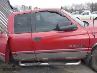 1998 Dodge Ram 1500 with VIN 3B7HC13Z8WG211462, listed as a IAAI auction lot 41468214 with 259,305 mi miles. Bid and sale history available at carsss.com. Image 13.
