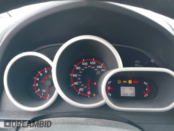 2009 Pontiac Vibe 1SB с VIN 5Y2SL67019Z403809, выставлен на аукционе IAAI как лот 42823402 с пробегом 168 130 миль миль и . История ставок и продаж доступна на DreamBid. Изображение 7.